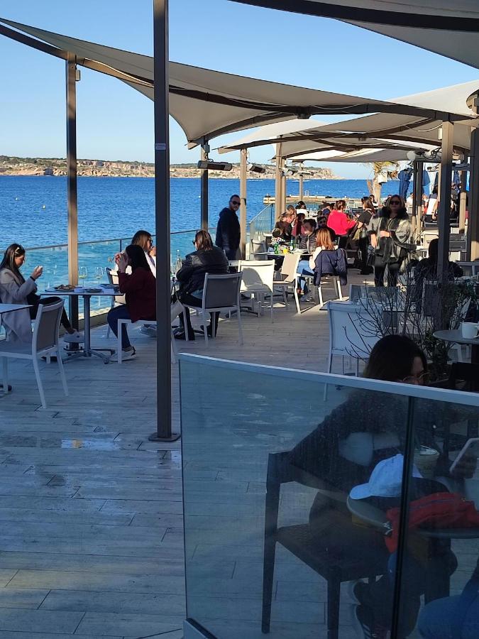 Beachfront With Seaviews Apartment No56 Award Winner Unbeatable Location For Closeness To The Sea Ideal For Guests Looking For Winter Spring And Autumn Breaks In Sunny Malta Also Ideal For Coastal Hikers Меллиеха Экстерьер фото