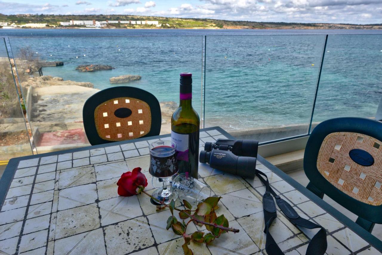 Beachfront With Seaviews Apartment No56 Award Winner Unbeatable Location For Closeness To The Sea Ideal For Guests Looking For Winter Spring And Autumn Breaks In Sunny Malta Also Ideal For Coastal Hikers Меллиеха Экстерьер фото